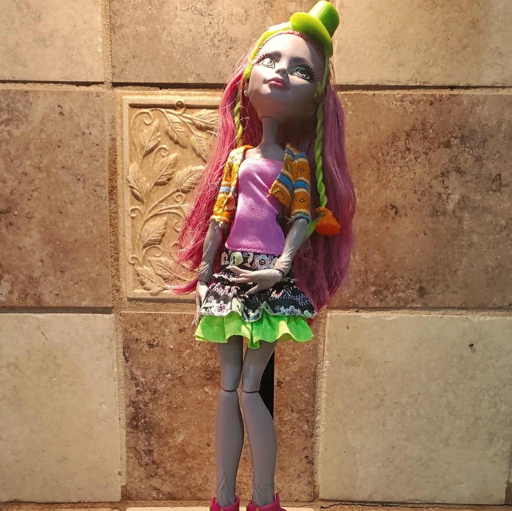 Monster High Marisol Colin Exchange Program